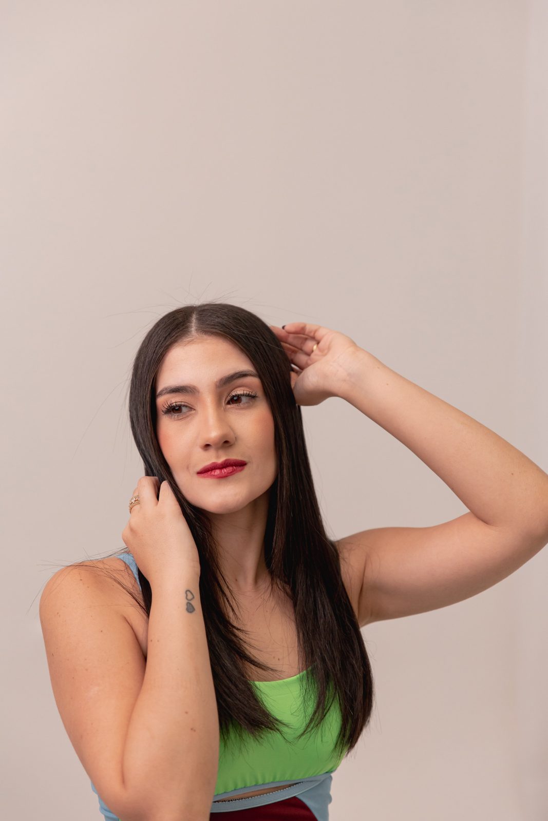 Thayná